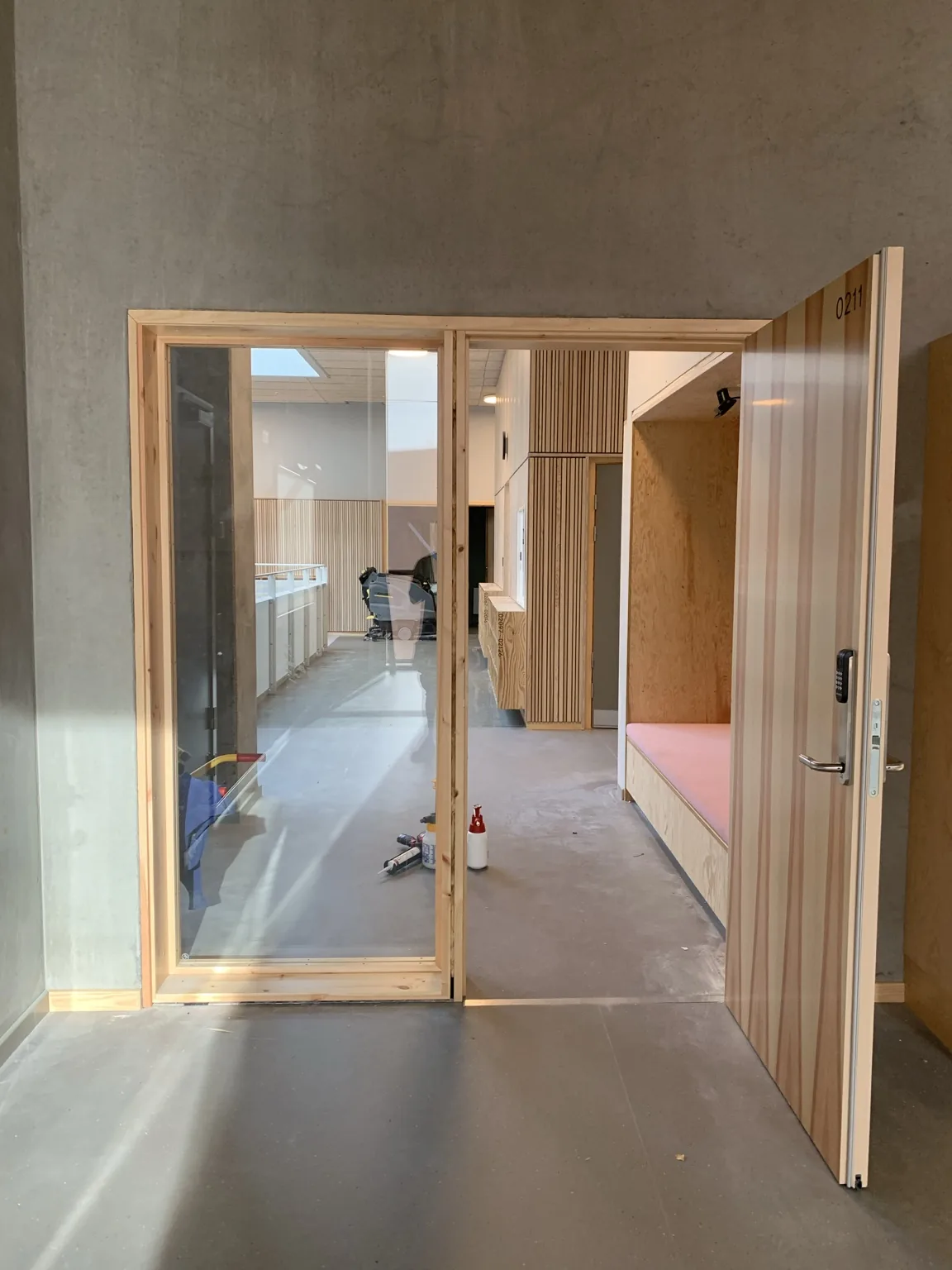 Bløde elastiske fuger i en indvendig samling